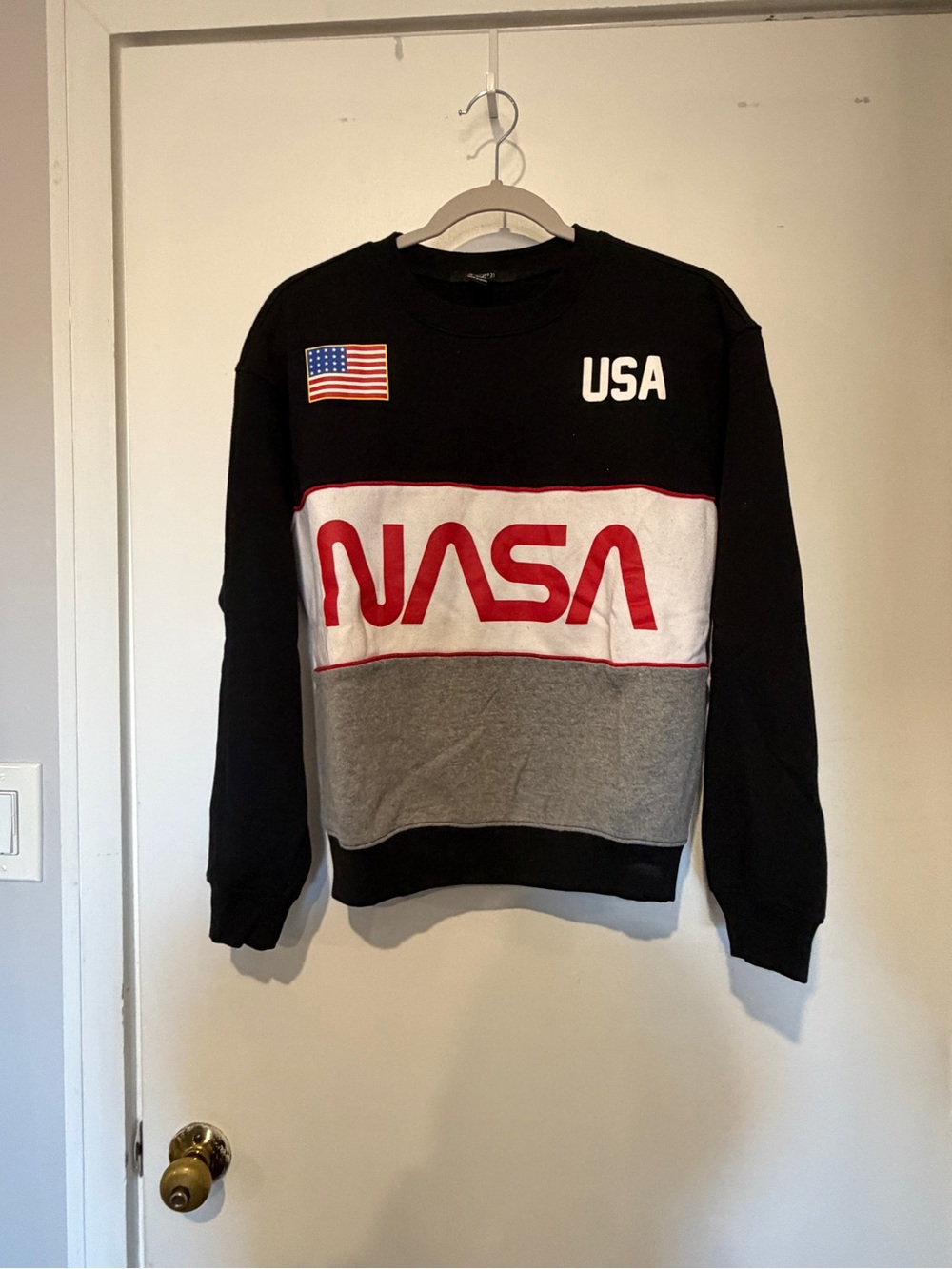 Forever 21 Black, Gray & Red NASA USA Crewneck Sweatshirt